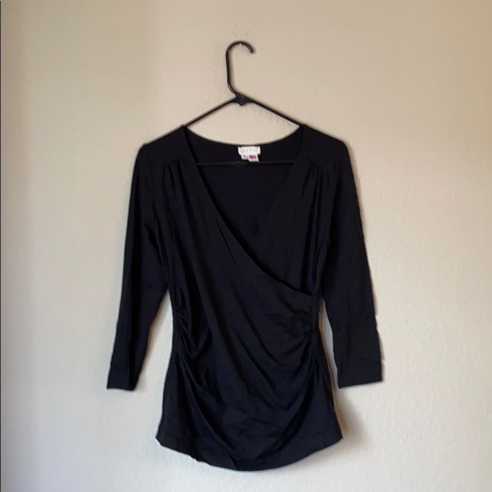 a pea in the pod black top